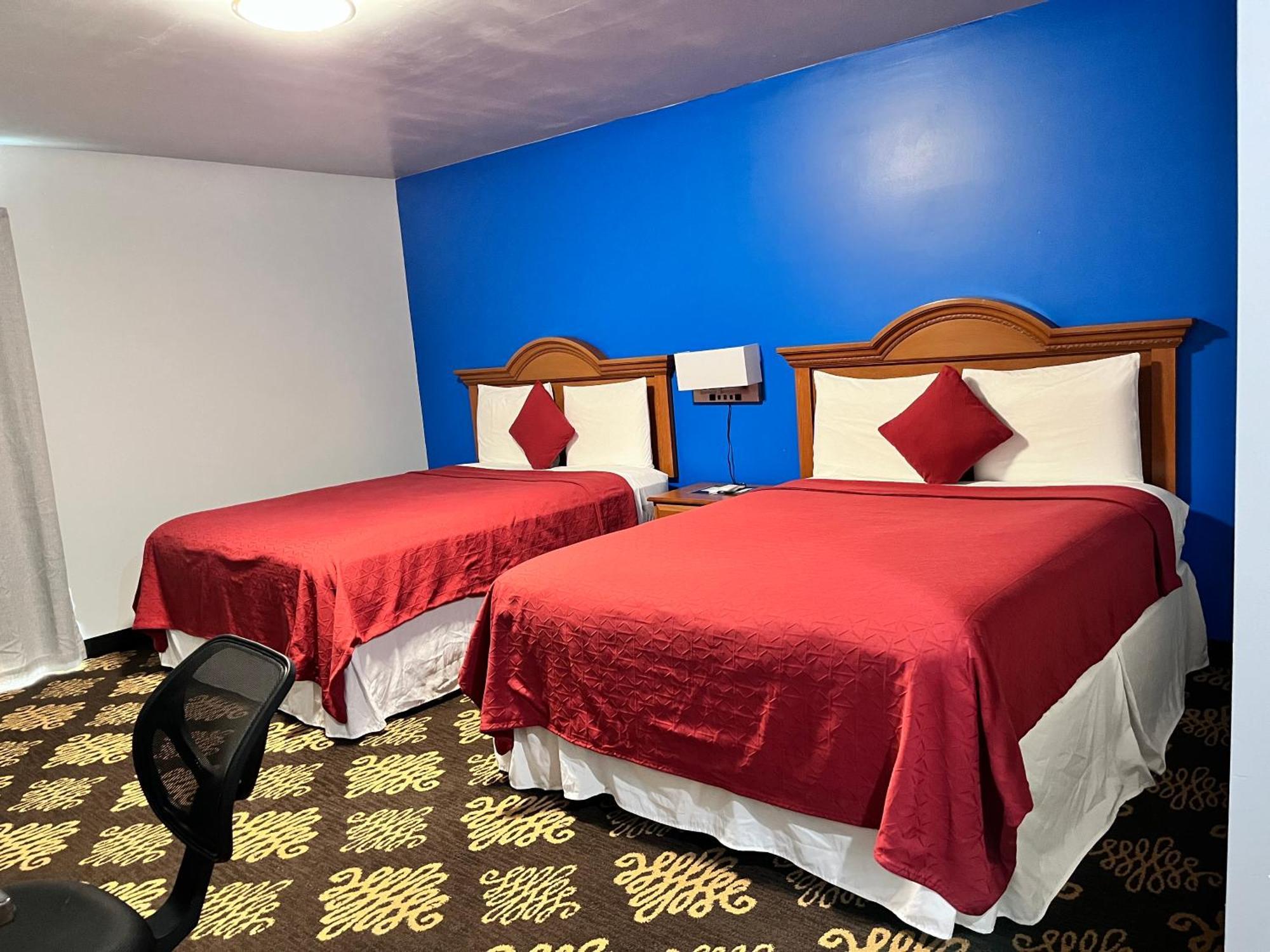 Midway Motel Guthrie Center Екстер'єр фото